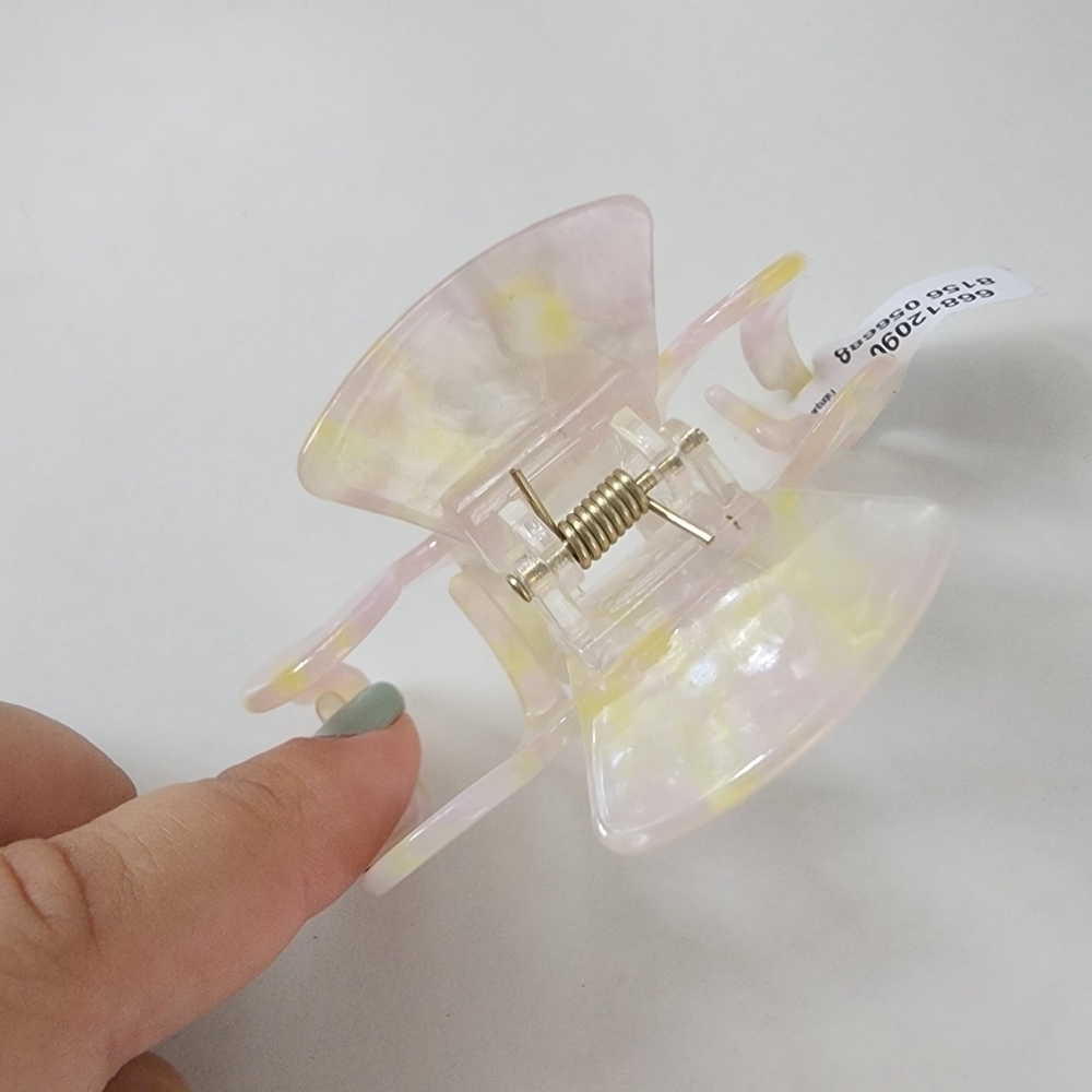 NEW Free People Zig Zag Marble Pink Hair Claw Clip - Picture 5 of 7